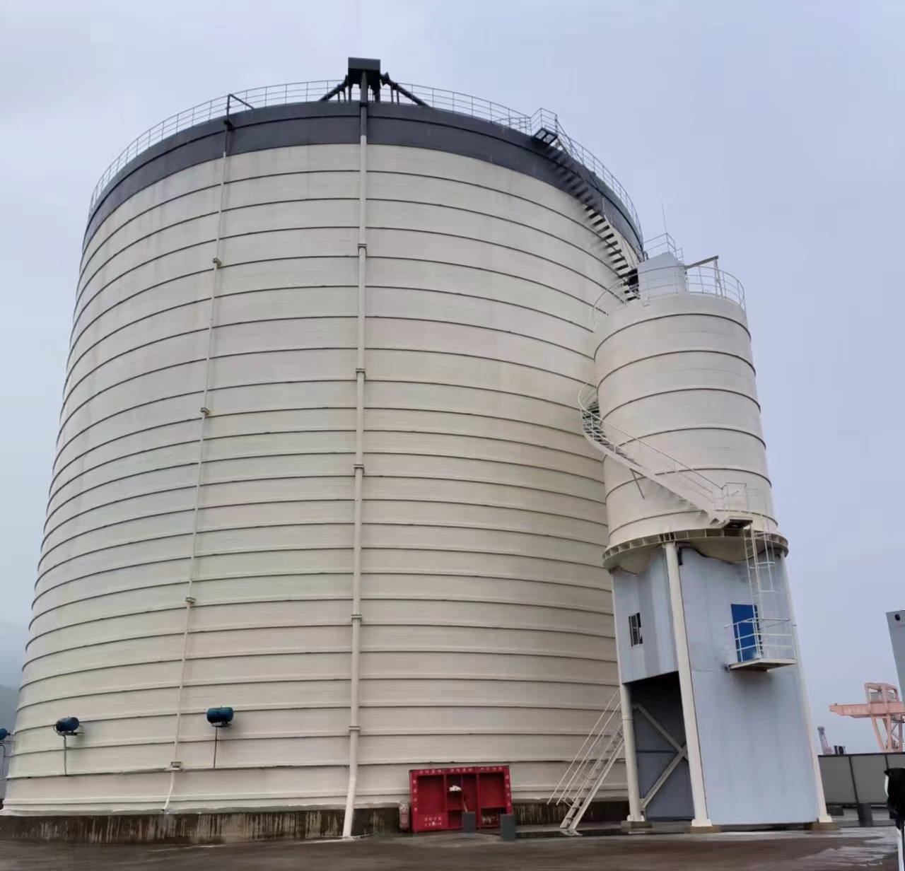 罗山10万吨水泥钢板库